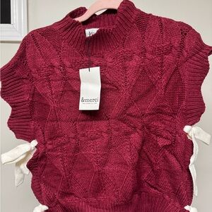 NWT Scalloped Bow Tie Sweater